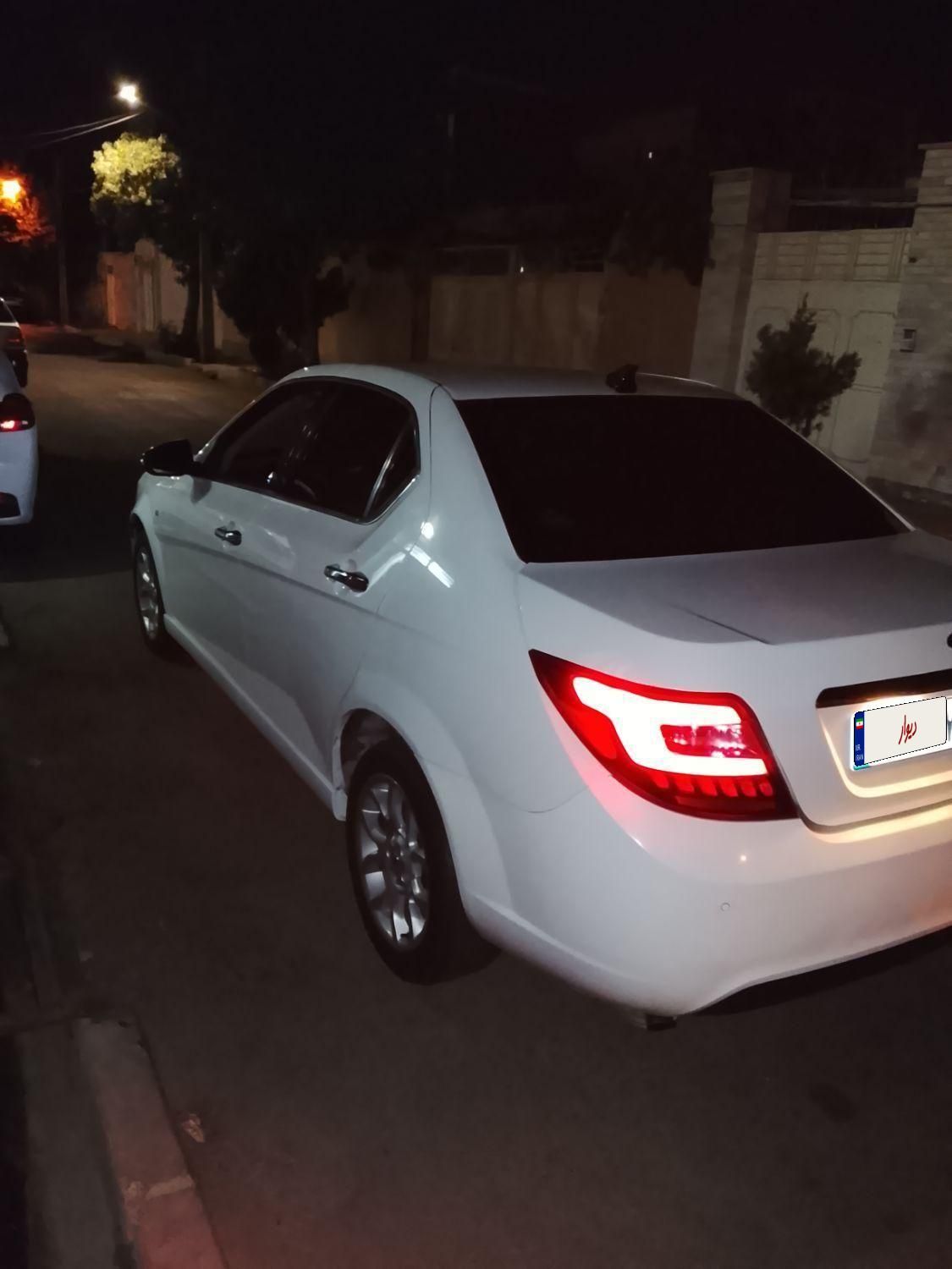 دنا پلاس توربو اتوماتیک - 1402