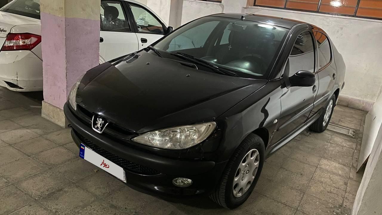 پژو ۲۰۶ صندوق دار v8 - 1393