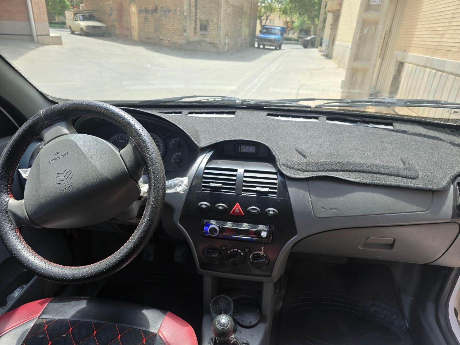 تیبا صندوق دار SX - 1400