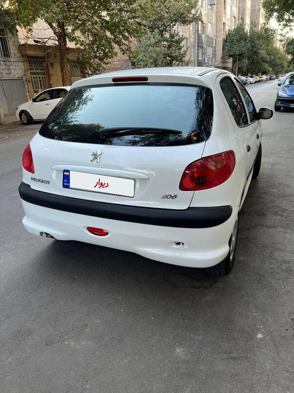 پژو 206 تیپ 2 - 1395