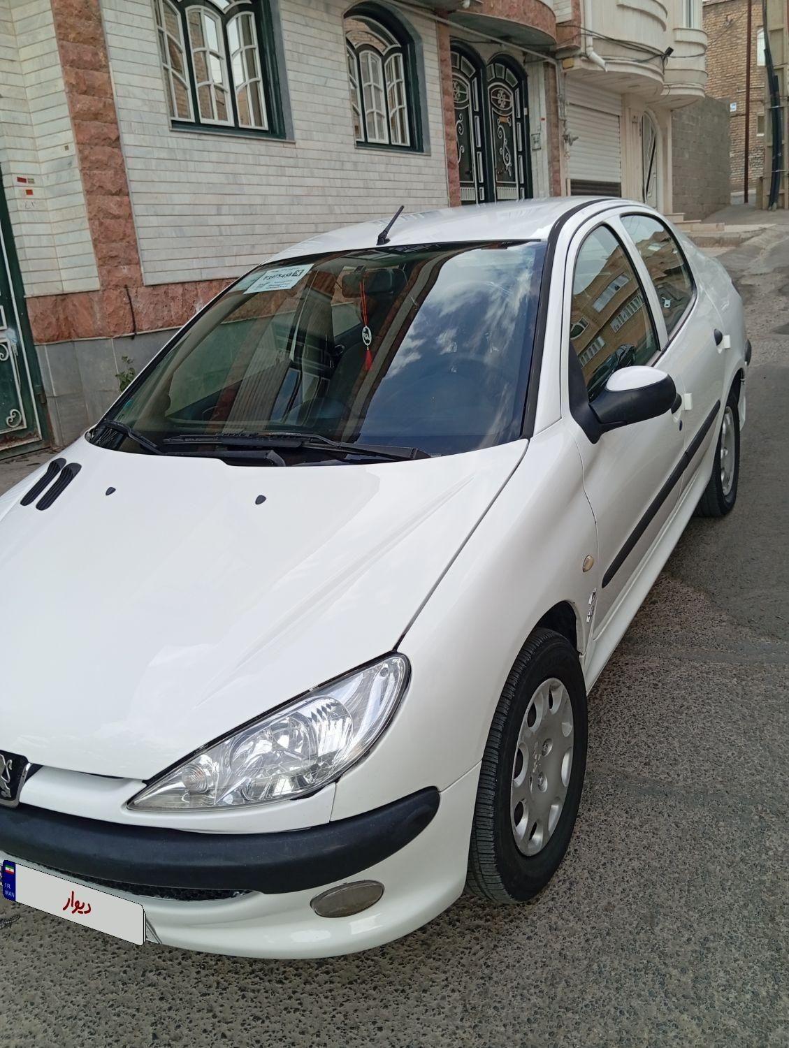 پژو ۲۰۶ صندوق دار v8 - 1393
