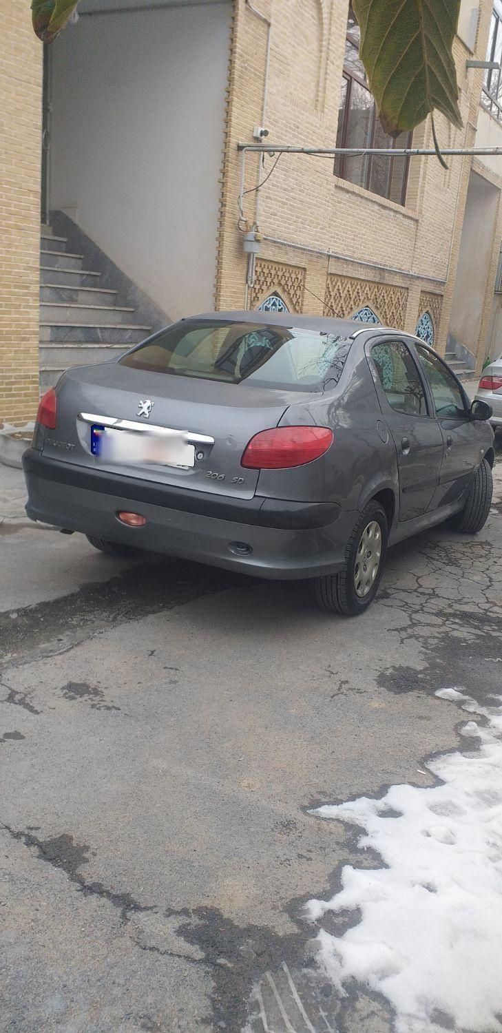پژو ۲۰۶ صندوق دار v1 - 1389
