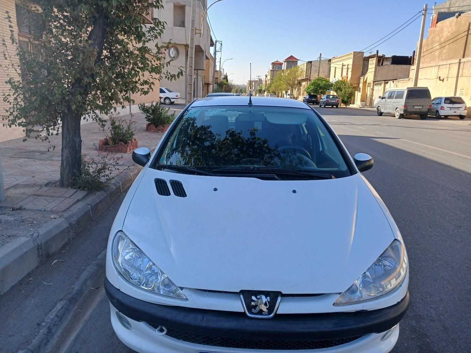 پژو ۲۰۶ صندوق دار v8 - 1395