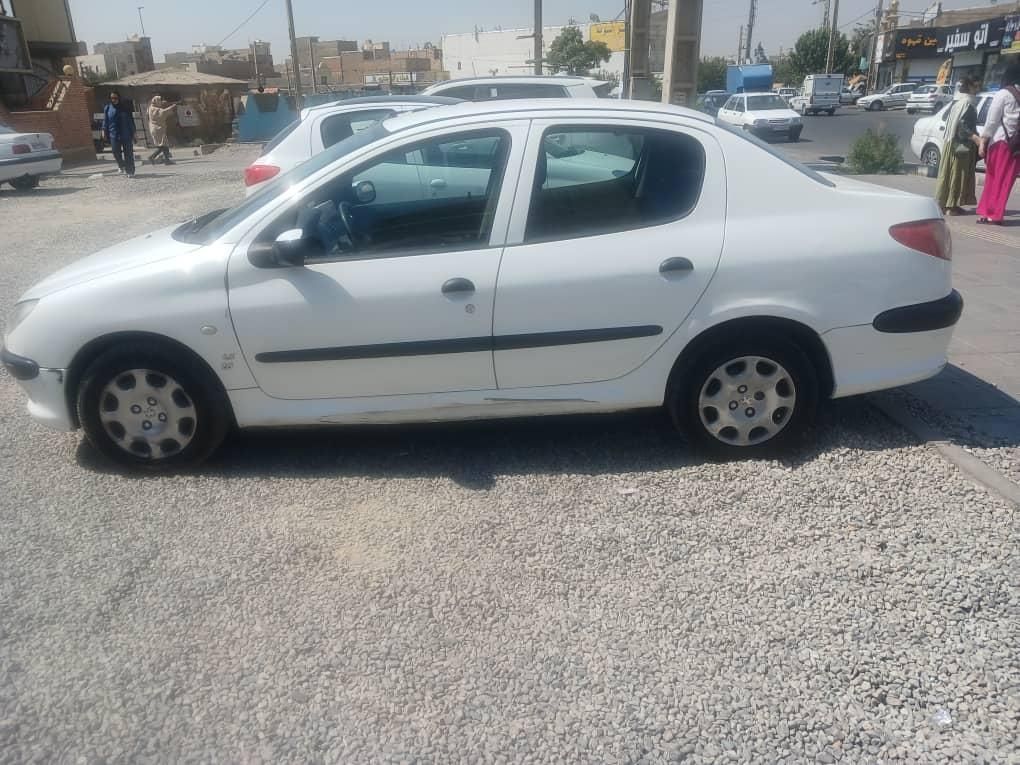 پژو ۲۰۶ صندوق دار v8 - 1396