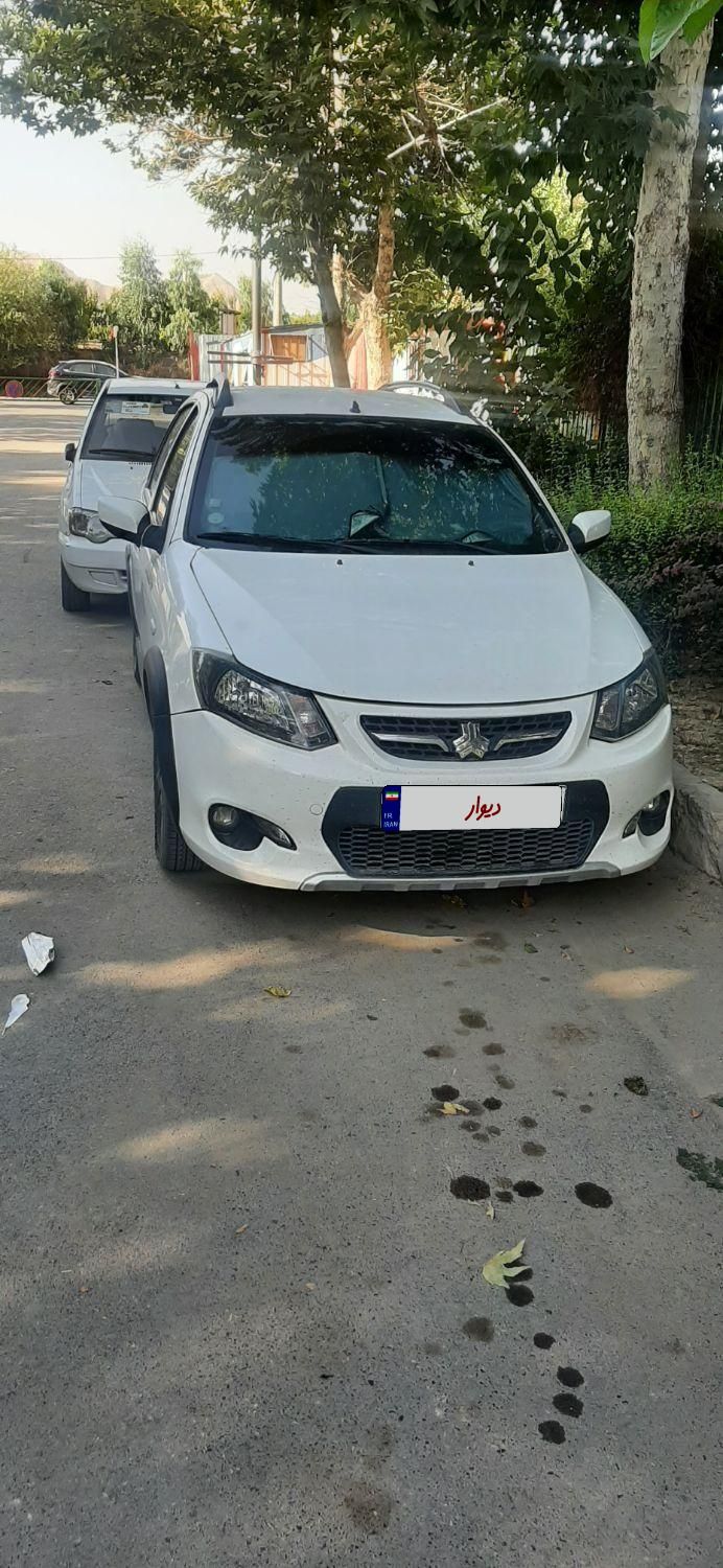 خودرو کوییک، معمولی آگهی ann_19847228