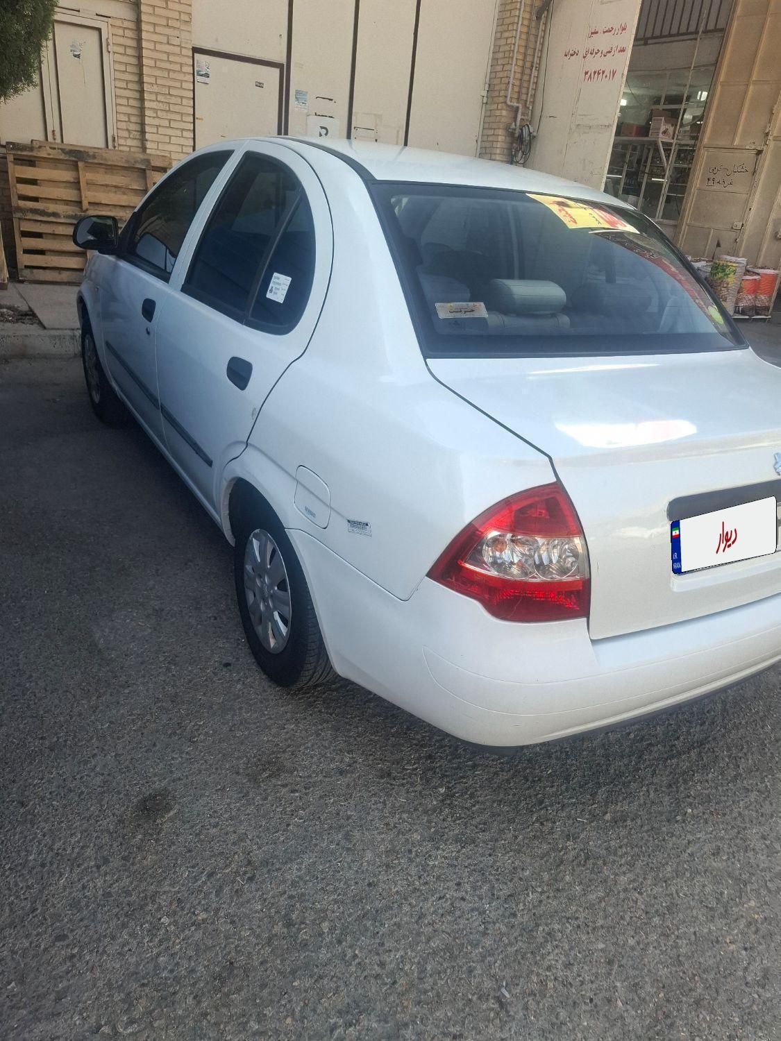 تیبا صندوق دار SX - 1400