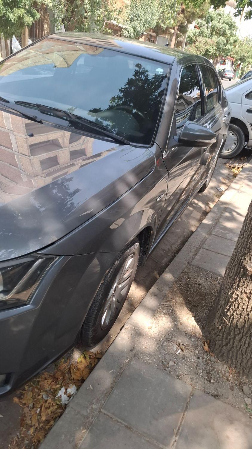 دنا پلاس تیپ ۲ سانروف ۴ ایربگ - 1399