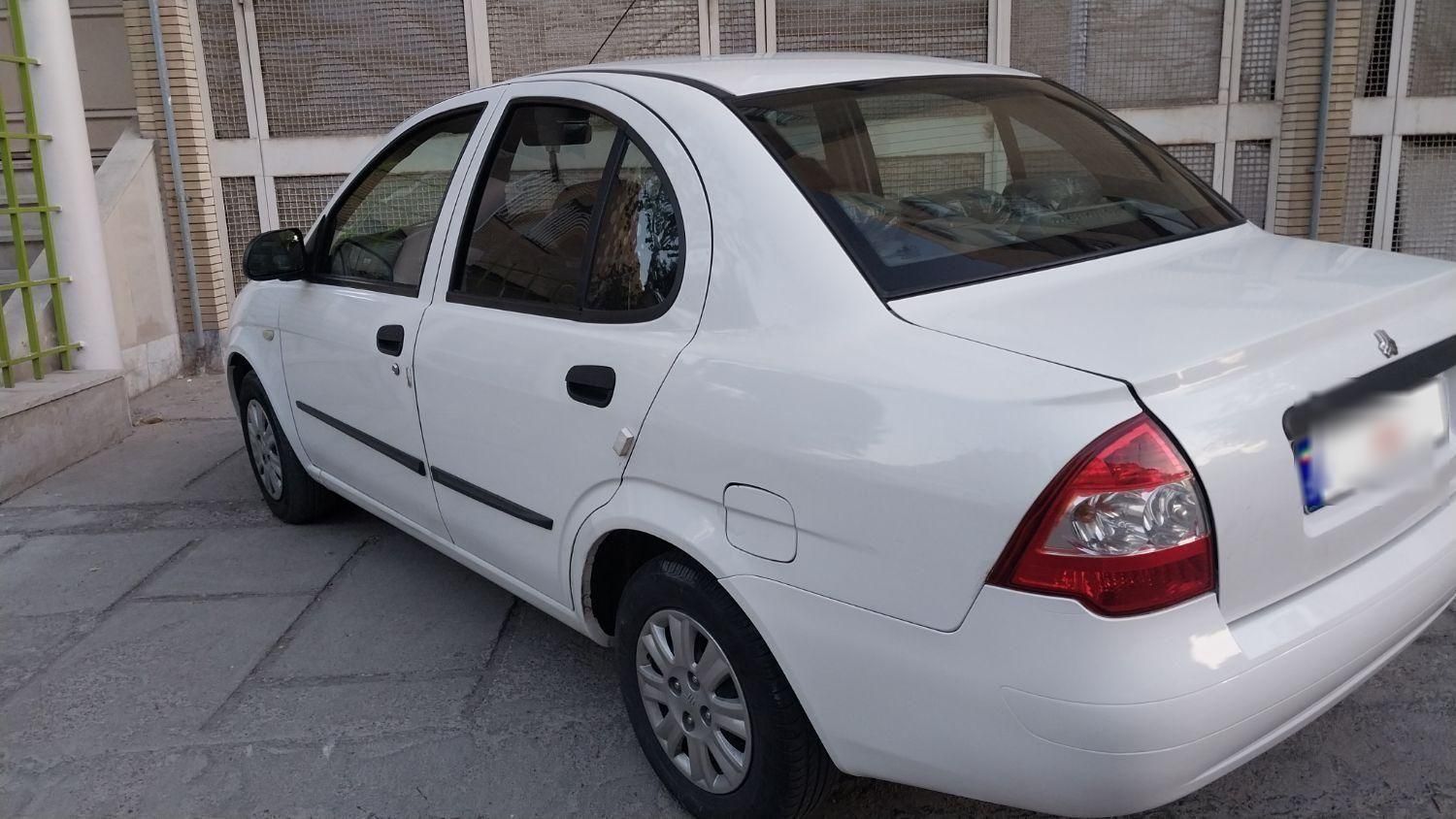 تیبا صندوق دار SX - 1400