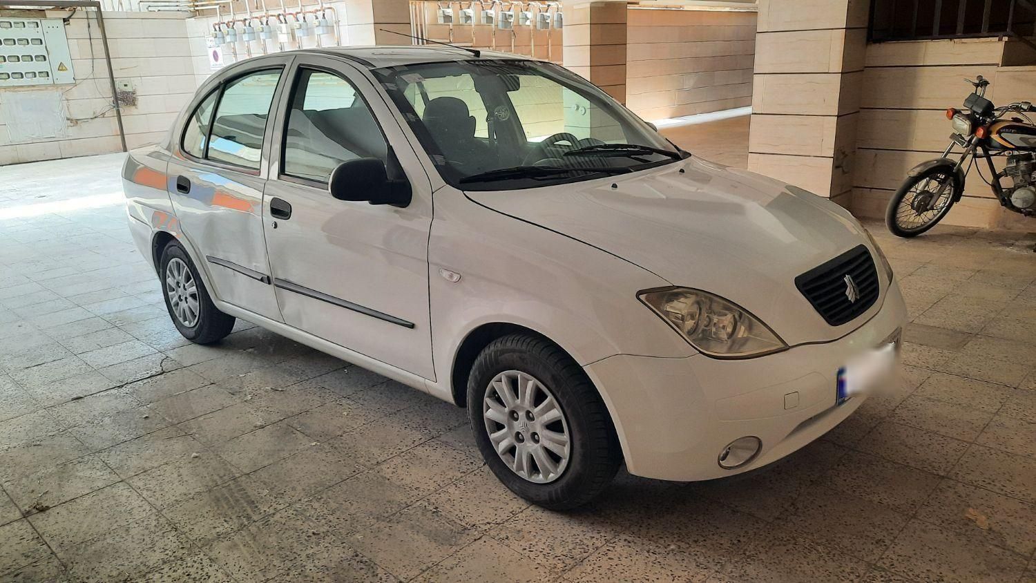 تیبا صندوق دار SX - 1400