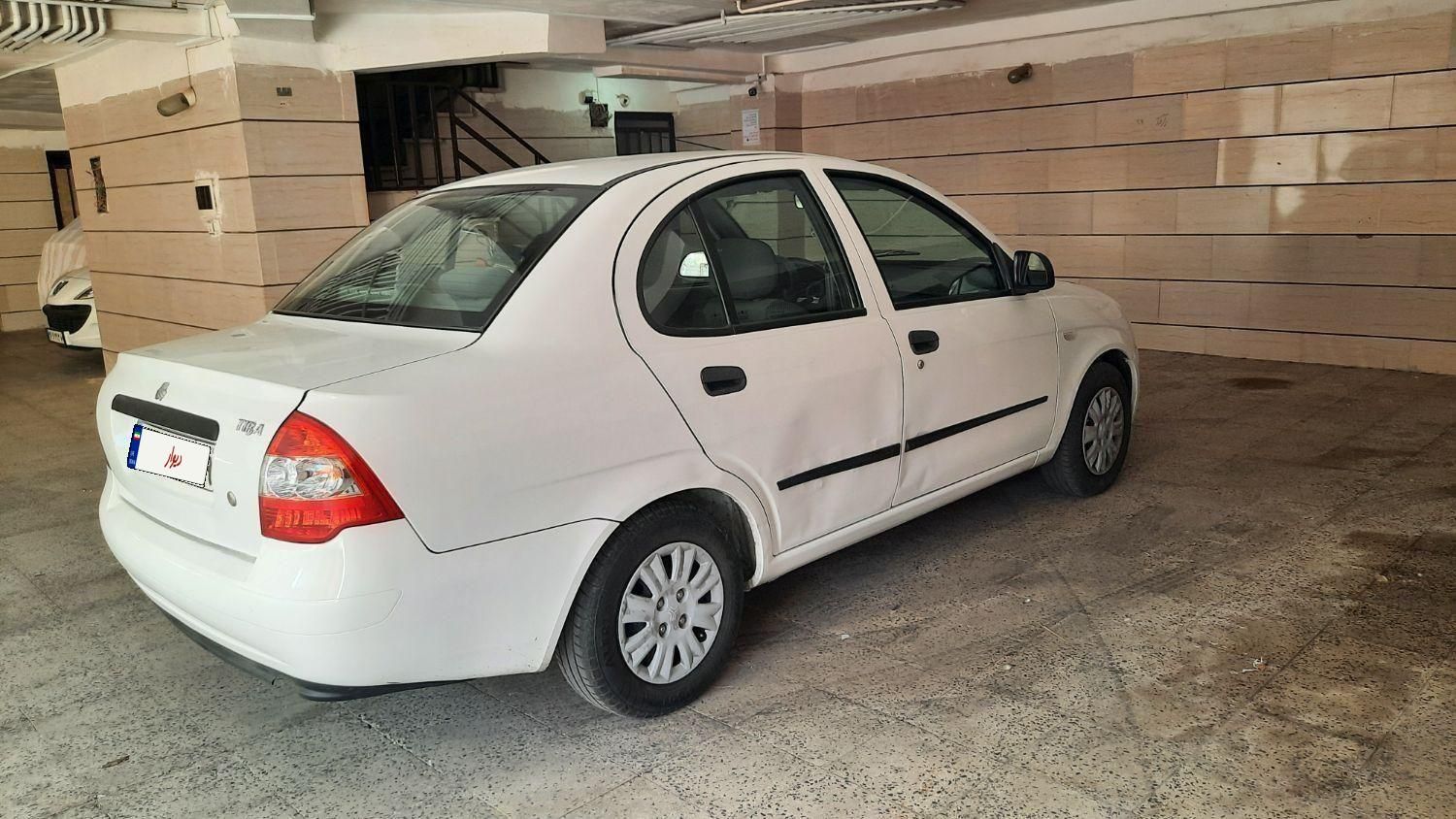 تیبا صندوق دار SX - 1400