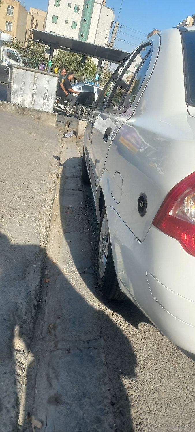 تیبا صندوق دار SX - 1400
