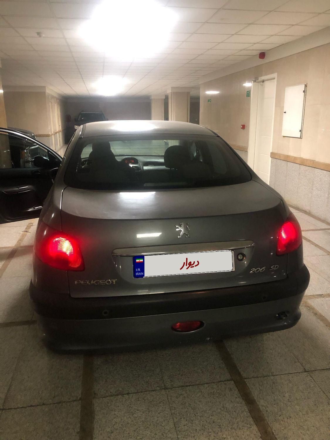 پژو ۲۰۶ صندوق دار v8 - 1396