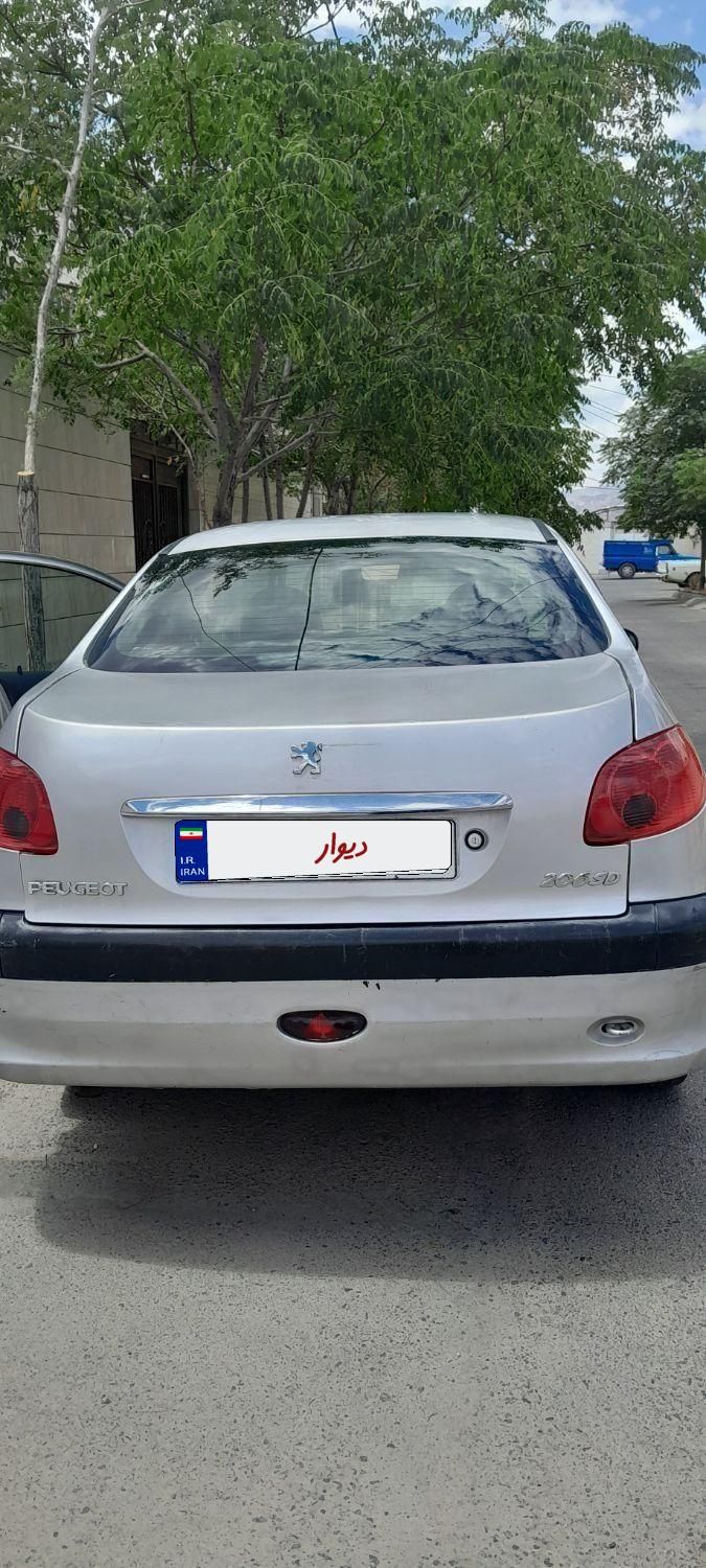 پژو ۲۰۶ صندوق دار v1 - 1386