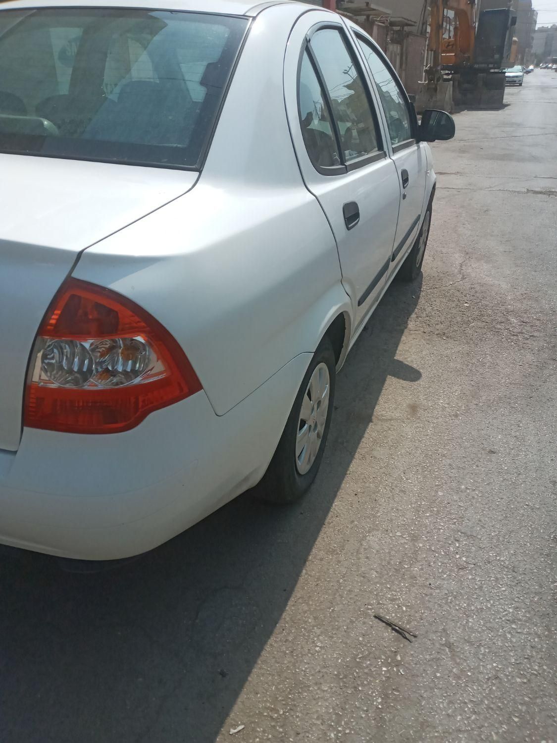 تیبا صندوق دار SX - 1401