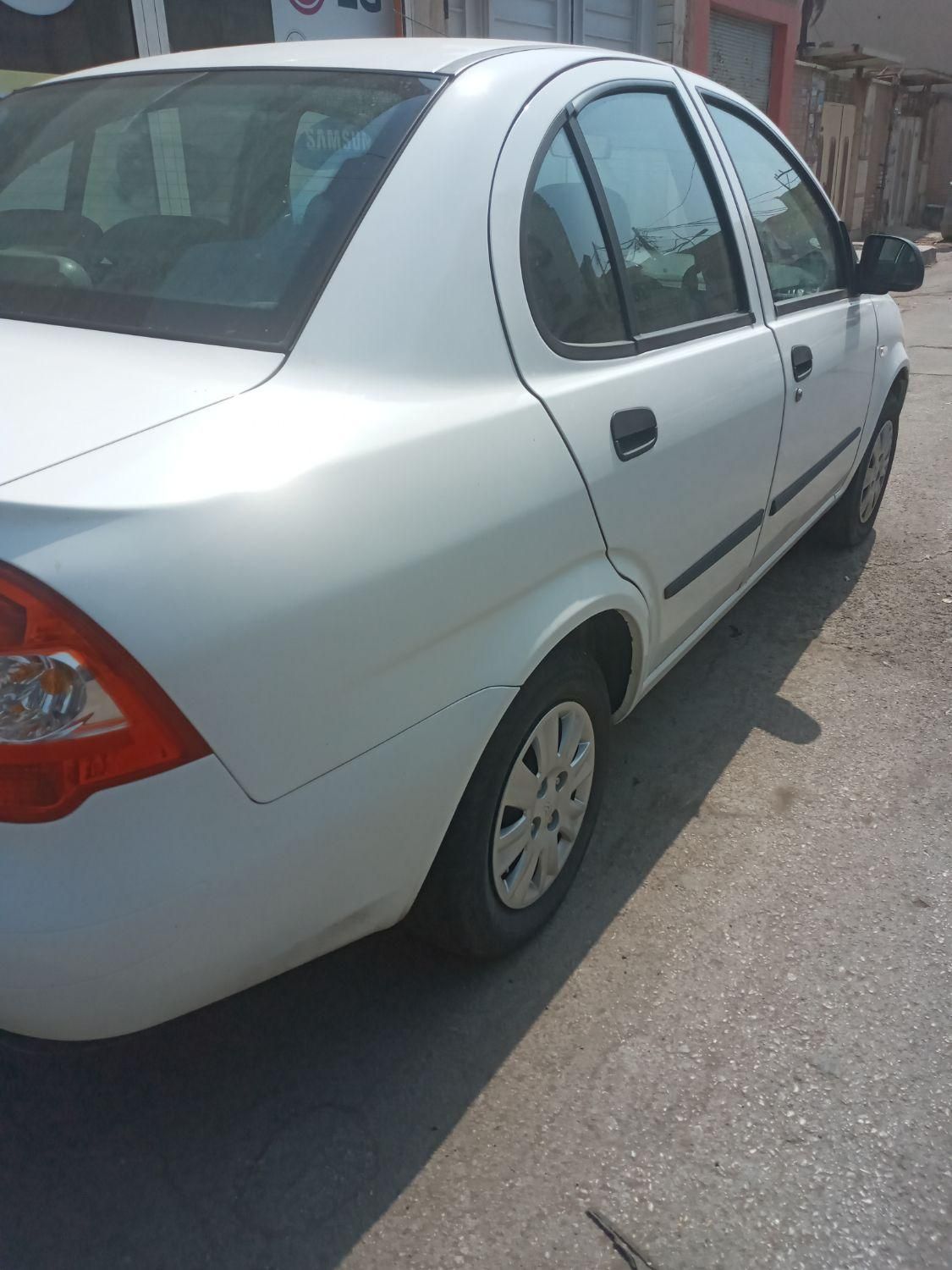 تیبا صندوق دار SX - 1401
