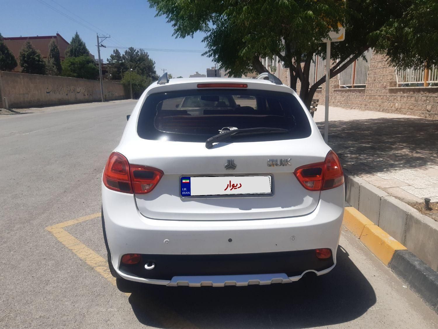 خودرو کوییک، معمولی آگهی ann_19849362