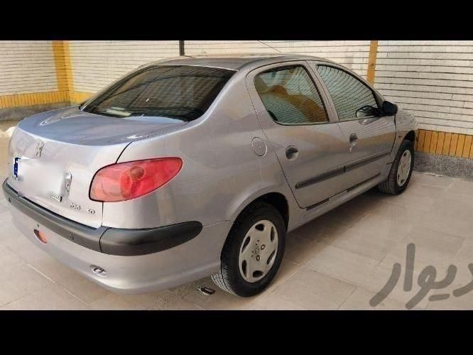 پژو ۲۰۶ صندوق دار v8 - 1393