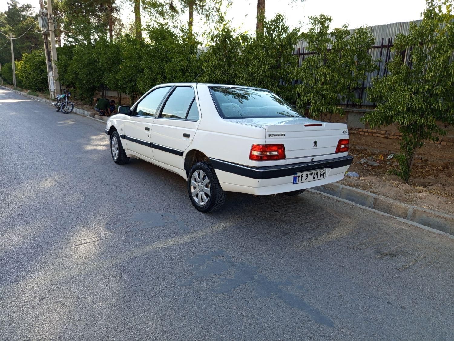 پژو 405 SLX بنزینی TU5 - 1395