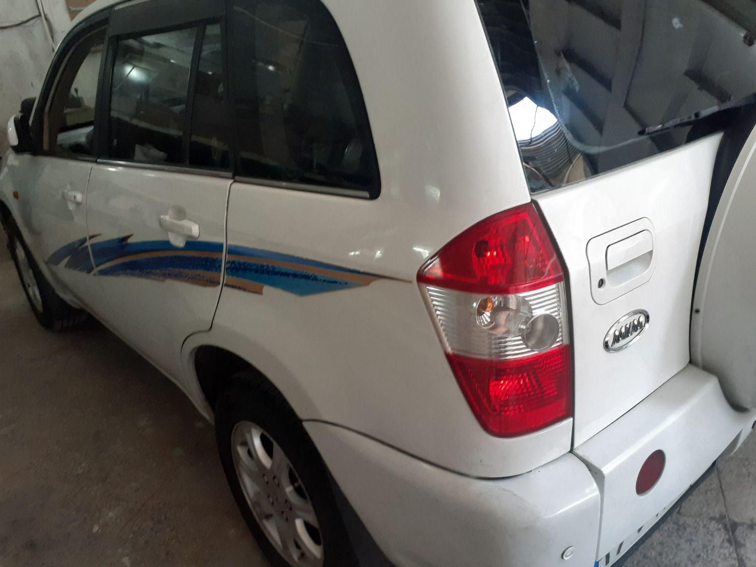 ام وی ام X33 دنده‌ای ساده - 1390