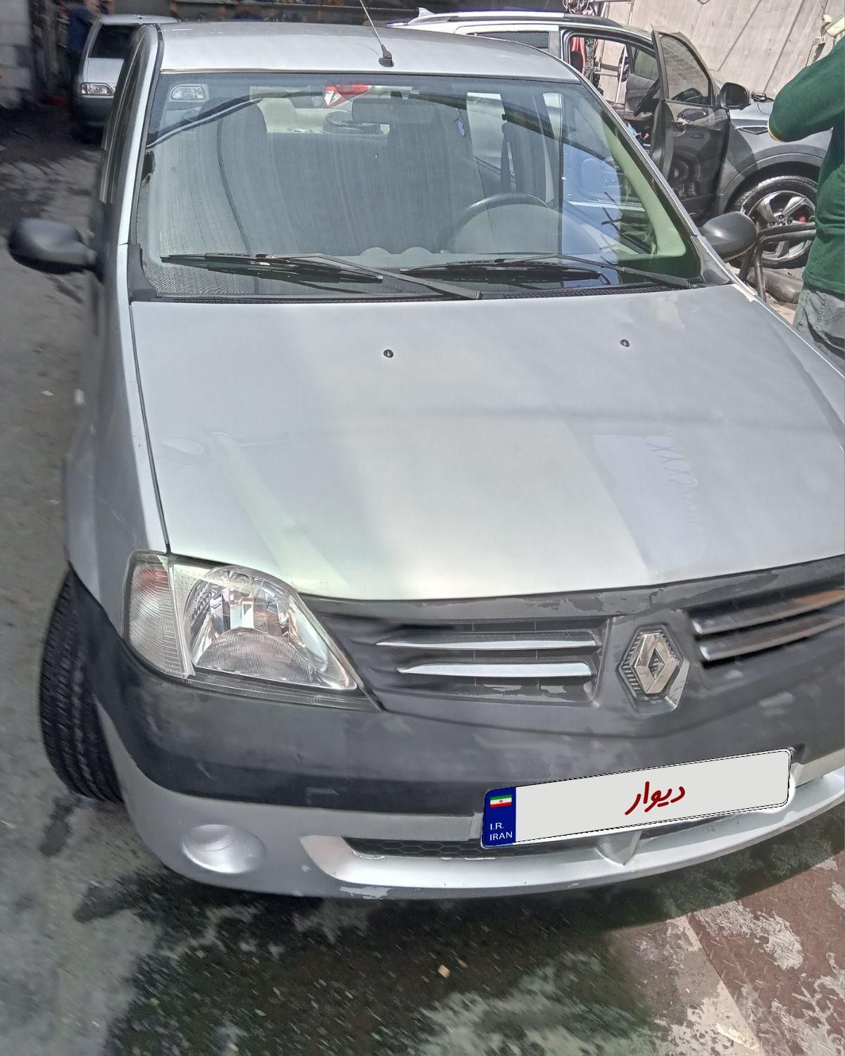 خودرو رنو، تندر 90 آگهی ann_19850315