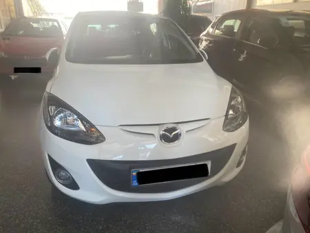 مزدا 2 هاچ بک هاچ‌بک - 1390