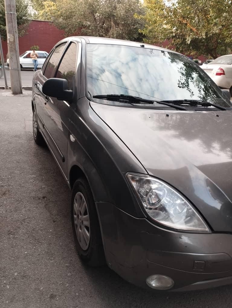 تیبا صندوق دار SX - 1393