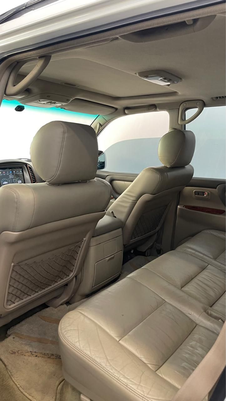 تویوتا لندکروز VXR نسل ۵ - 2006