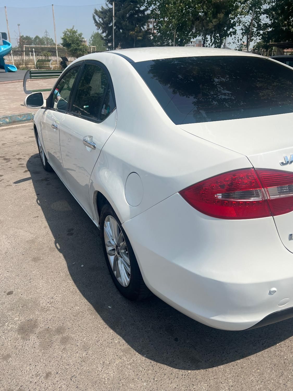جک J5 اتوماتیک - 1394