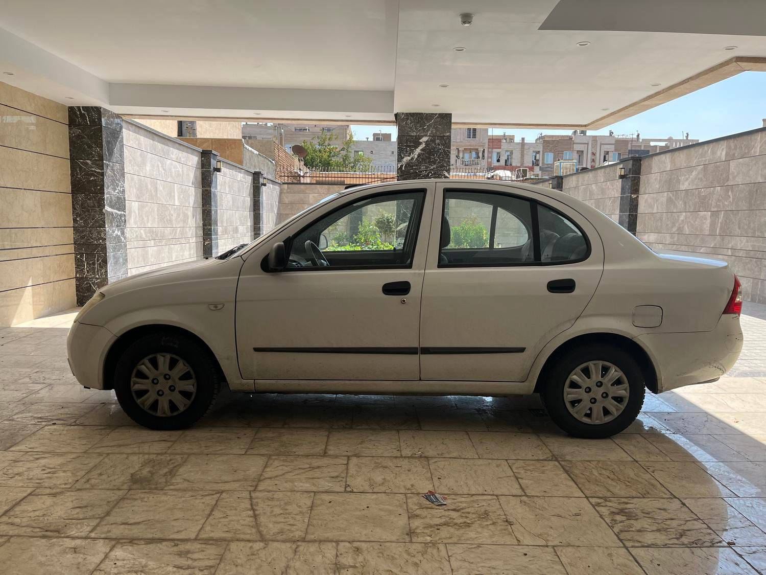 تیبا صندوق دار SX - 1395