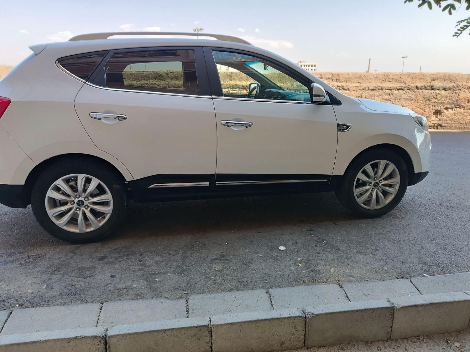 جک S5 اتوماتیک - 1395