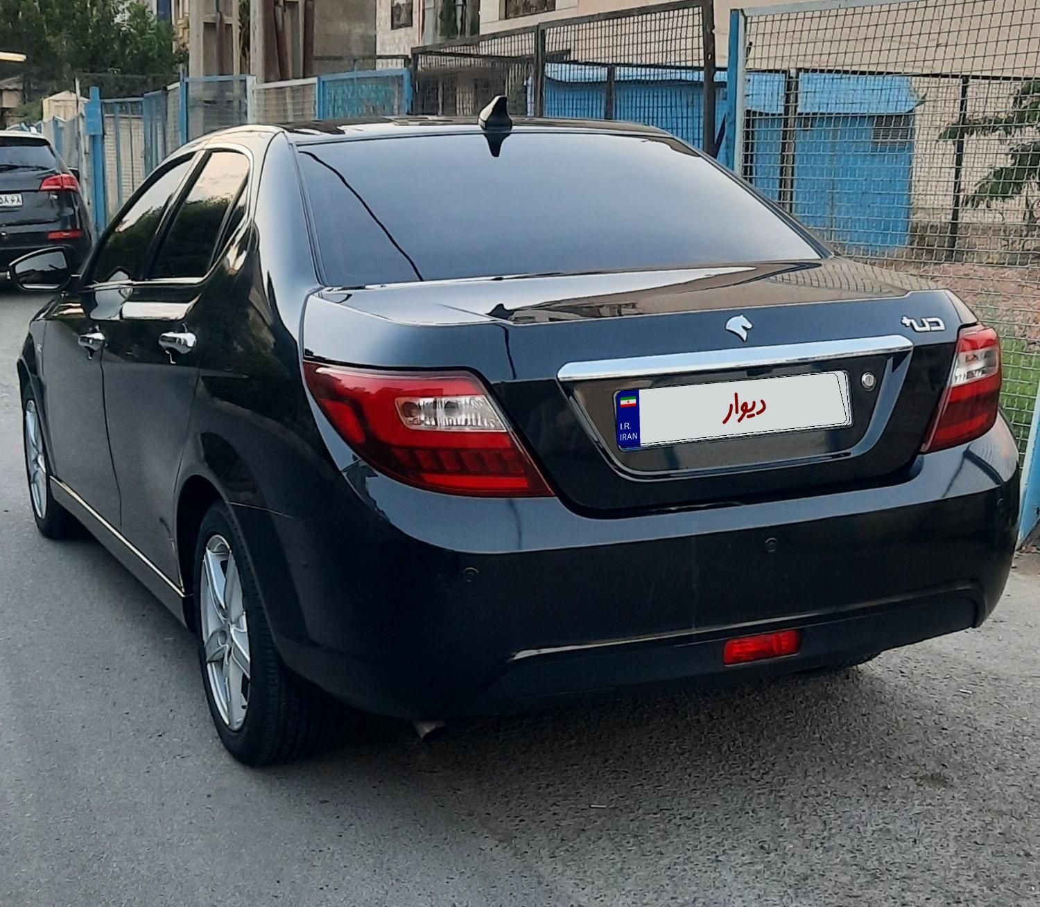 دنا پلاس توربو اتوماتیک - 1402