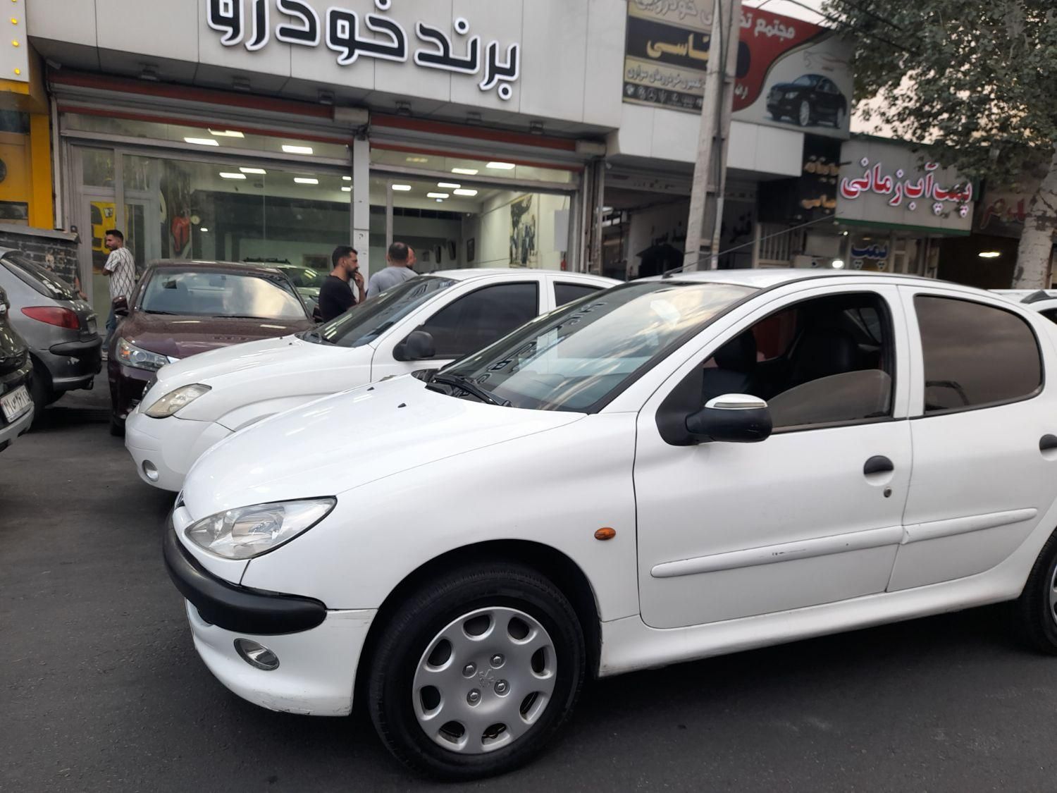 پژو ۲۰۶ صندوق دار v8 - 1389