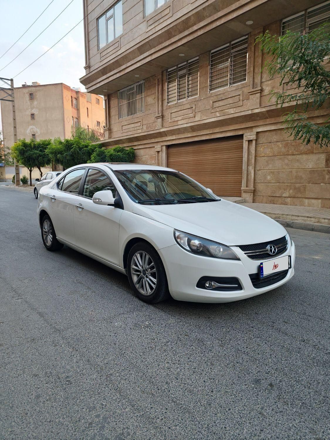 جک J5 اتوماتیک - 1396