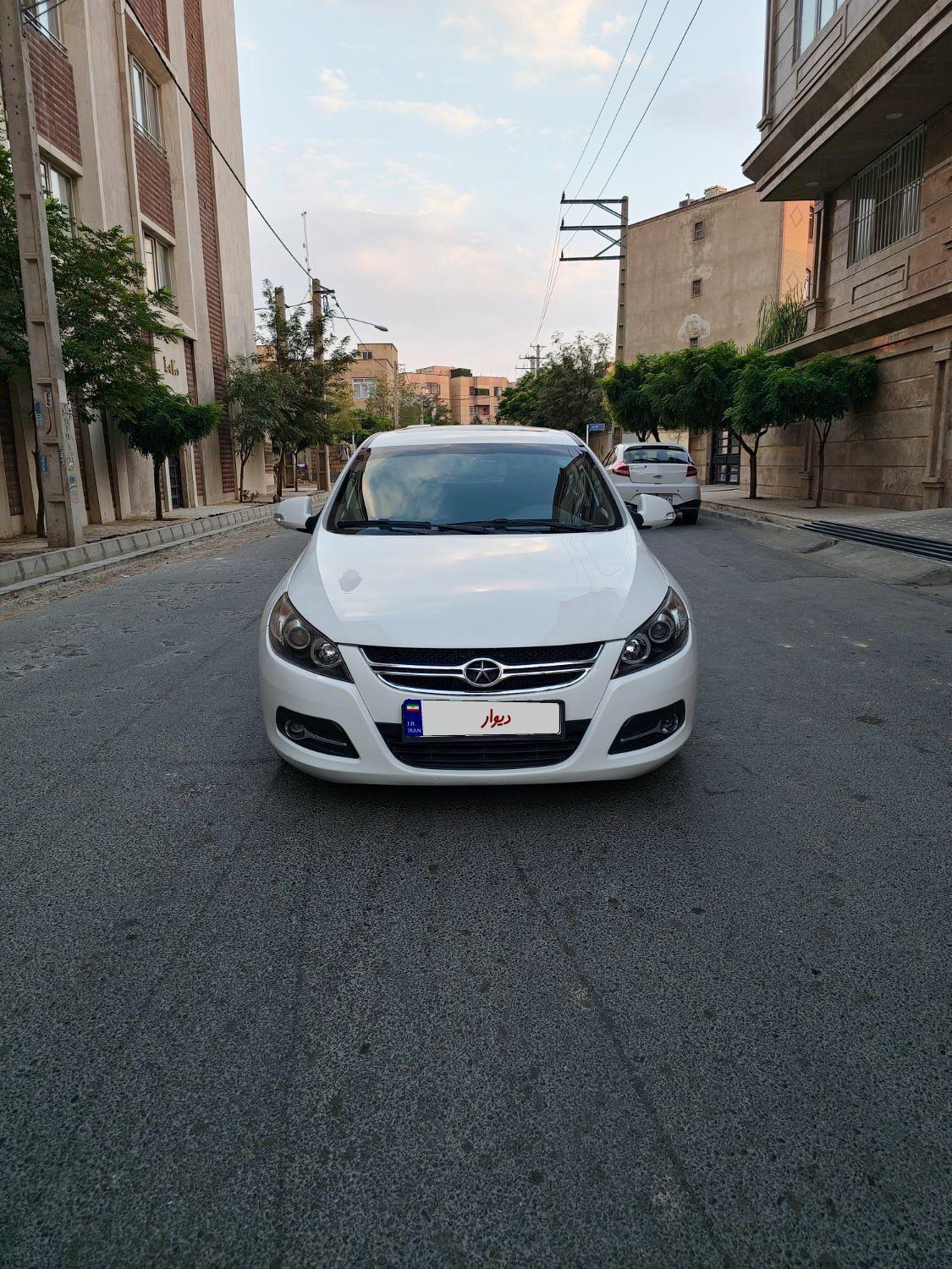 جک J5 اتوماتیک - 1396
