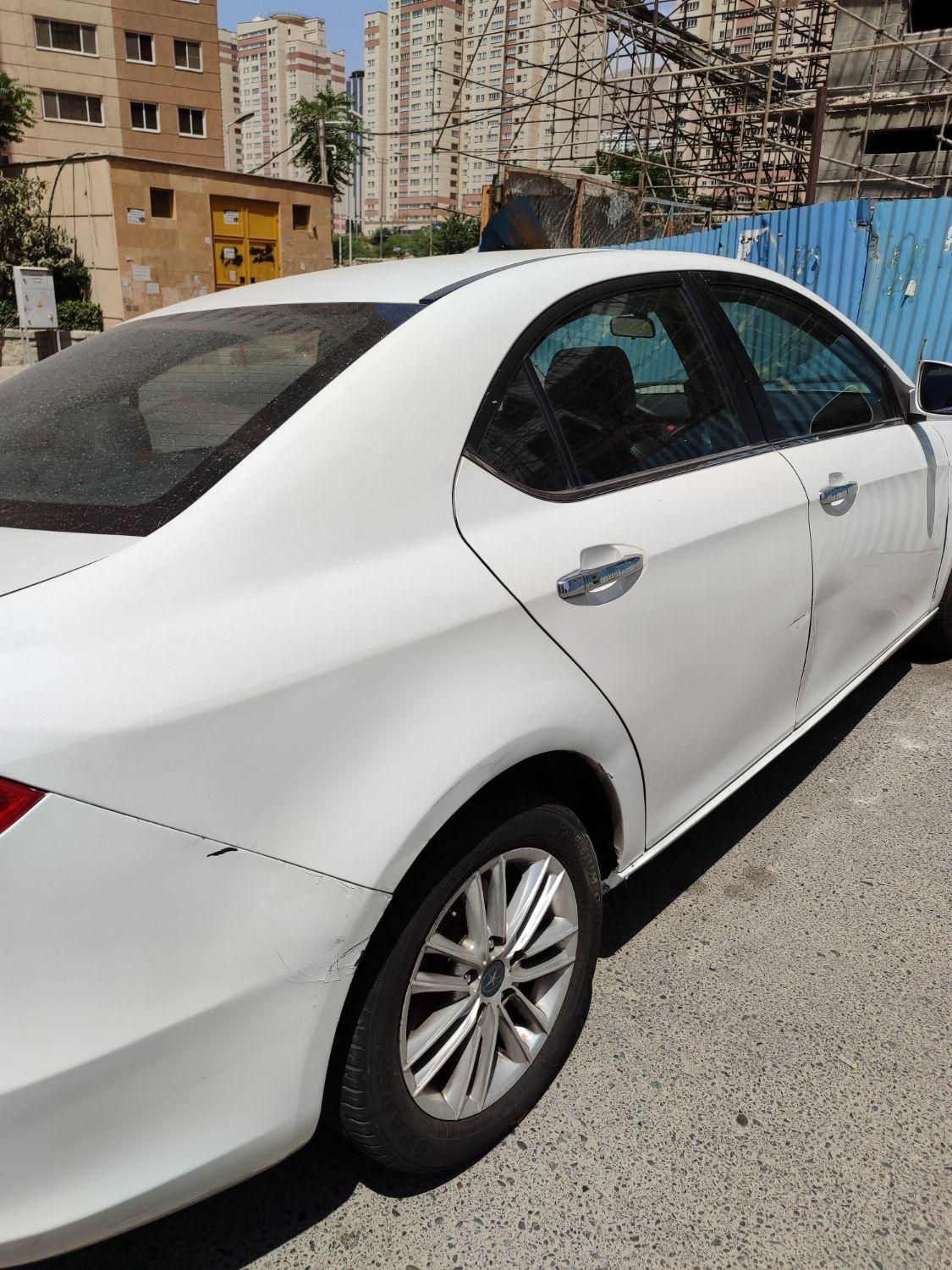 جک J5 اتوماتیک - 1393
