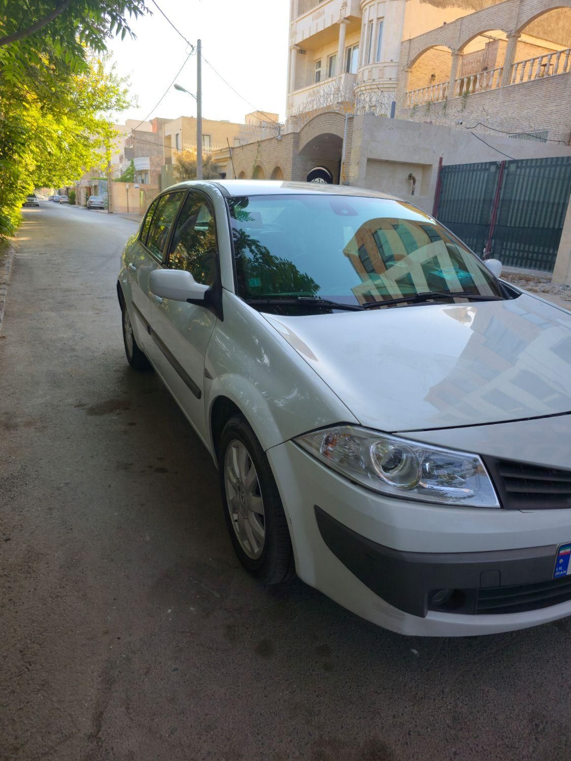 رنو مگان پارس خودرو 2000 - 1390