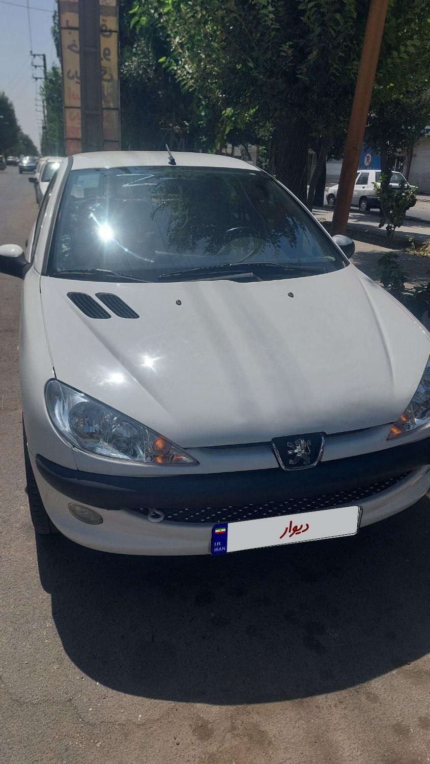 پژو ۲۰۶ صندوق دار v8 - 1398