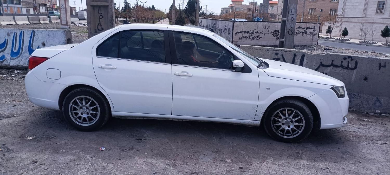خودرو دنا، معمولی آگهی ann_19853981