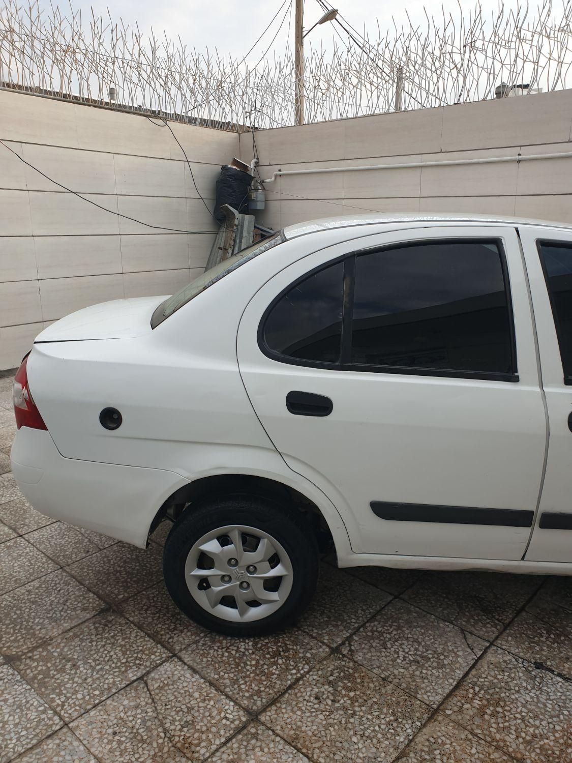 تیبا صندوق دار SX - 1392