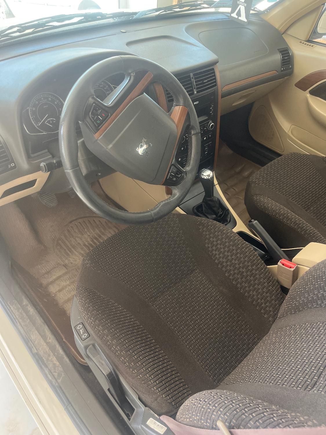 پژو پارس اتوماتیک - 1401