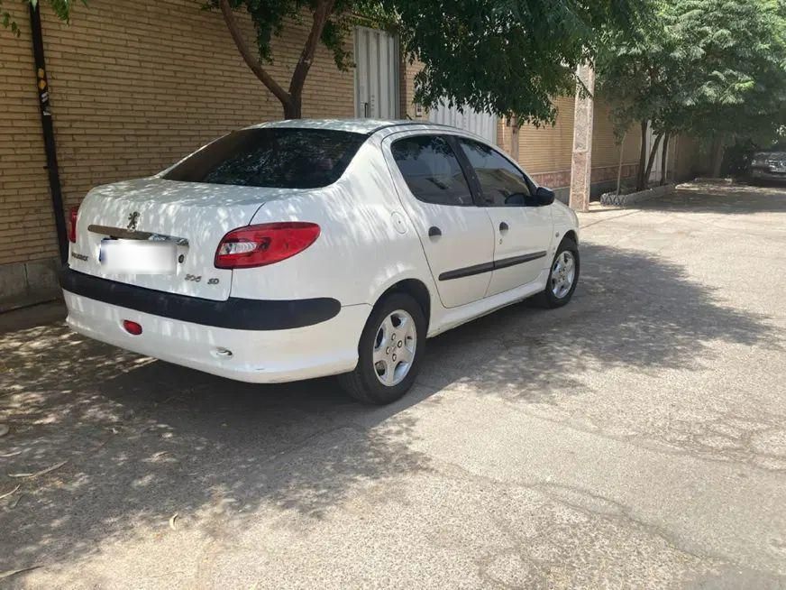 پژو ۲۰۶ صندوق دار v8 - 1389