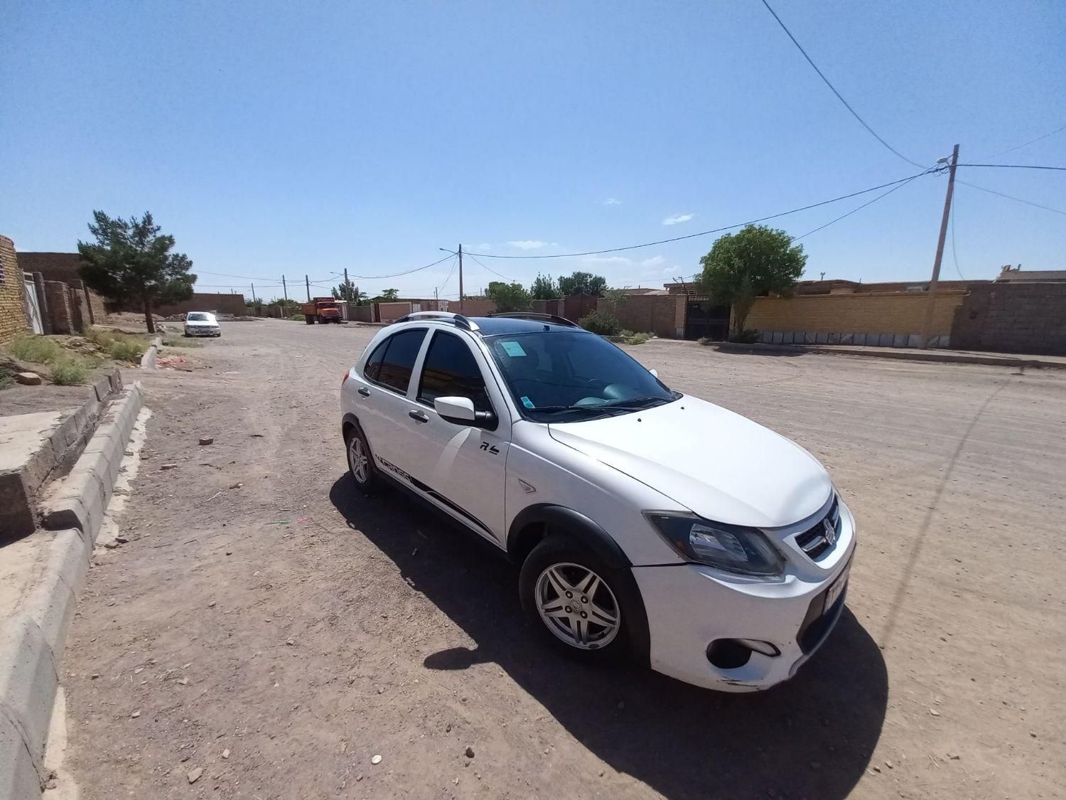 کوییک R دنده‌ای - 1399