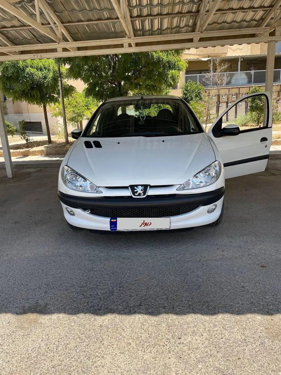 پژو ۲۰۶ صندوق دار v8 - 1388