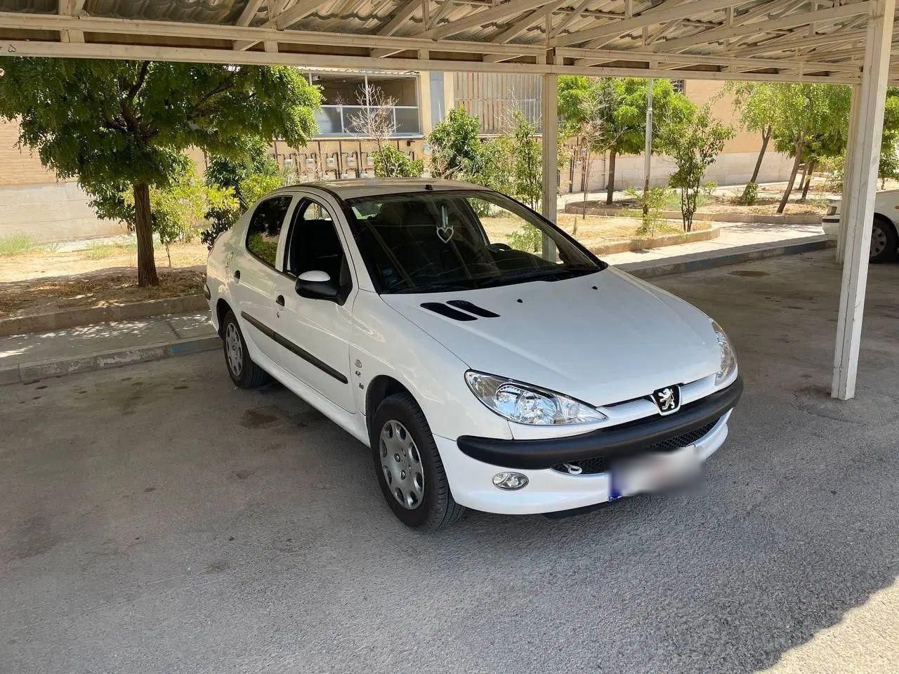 پژو ۲۰۶ صندوق دار v8 - 1388
