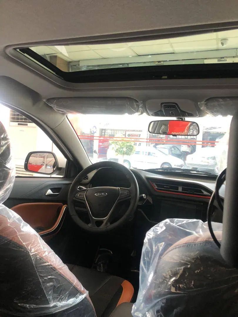 ام وی ام X22 دنده ای اسپرت لاکچری - 1404