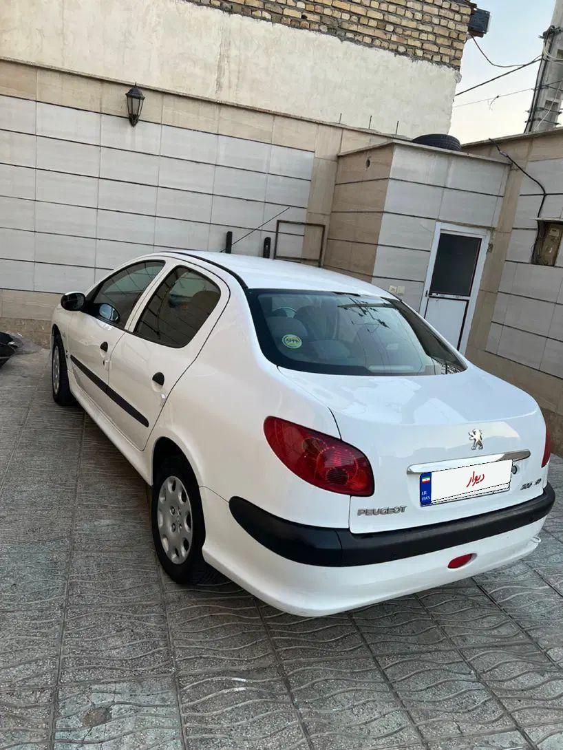 پژو ۲۰۶ صندوق دار v8 - 1395