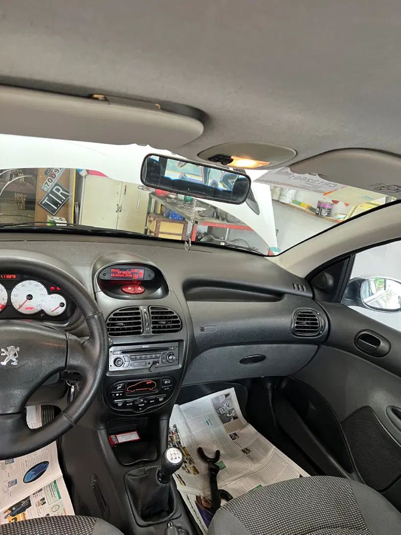 پژو ۲۰۶ صندوق دار v8 - 1395