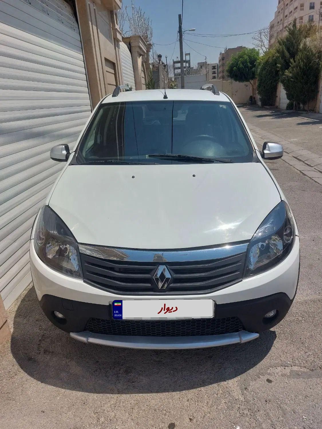 خودرو رنو، ساندرو آگهی ann_19856484