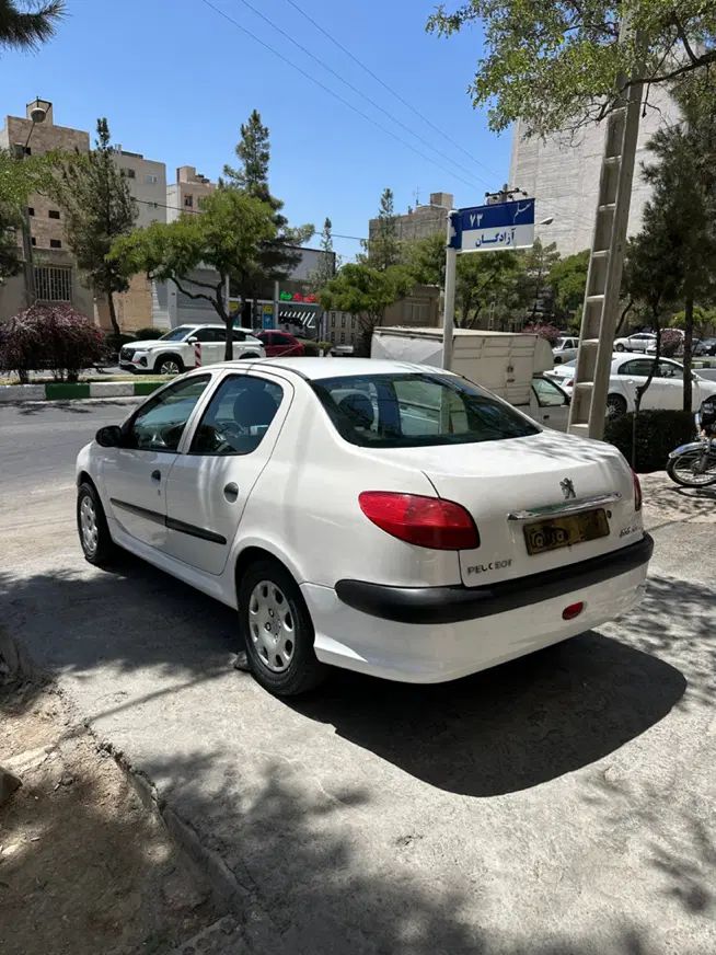 پژو ۲۰۶ صندوق دار v20 - 1387
