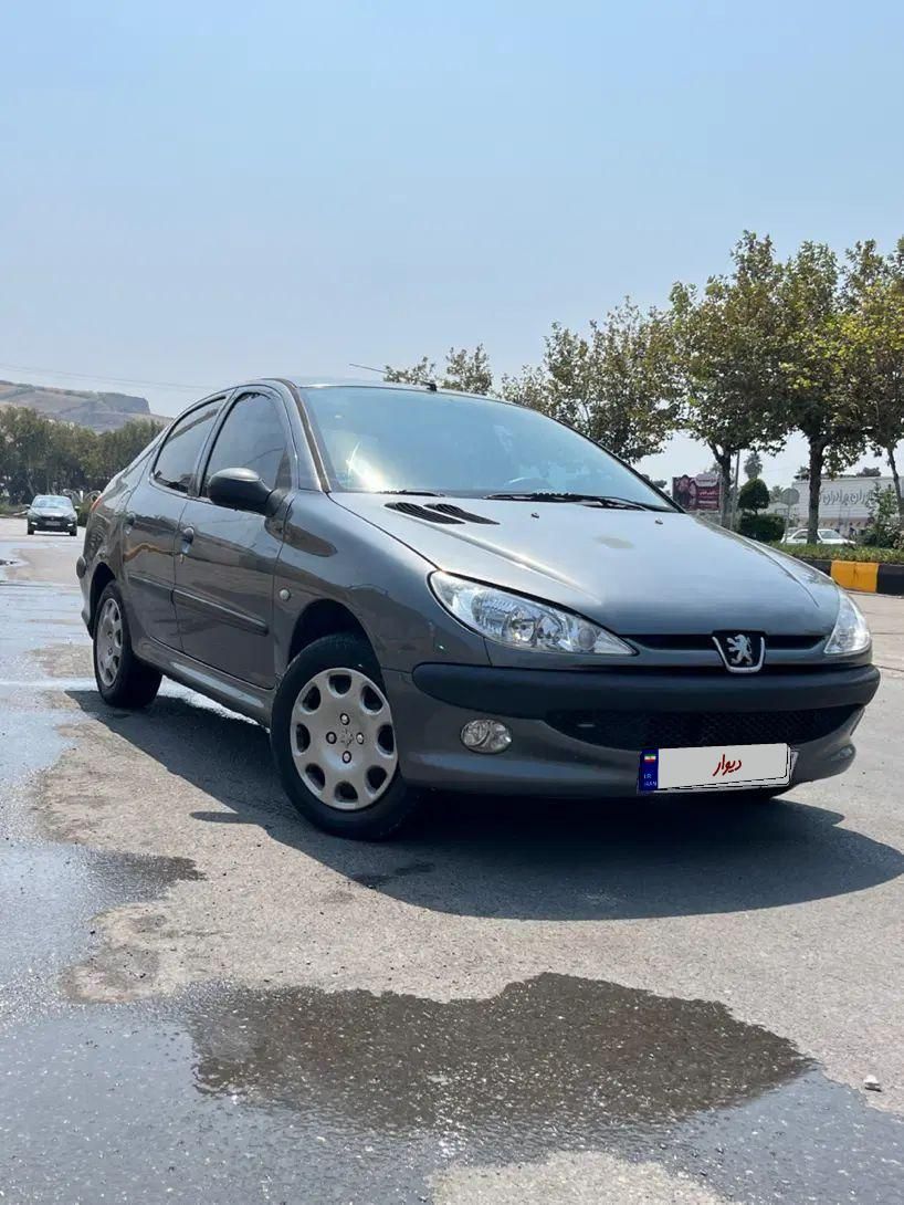 پژو ۲۰۶ صندوق دار v8 - 1393